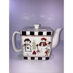 Vintage Ceramic Snowman Scene teapot